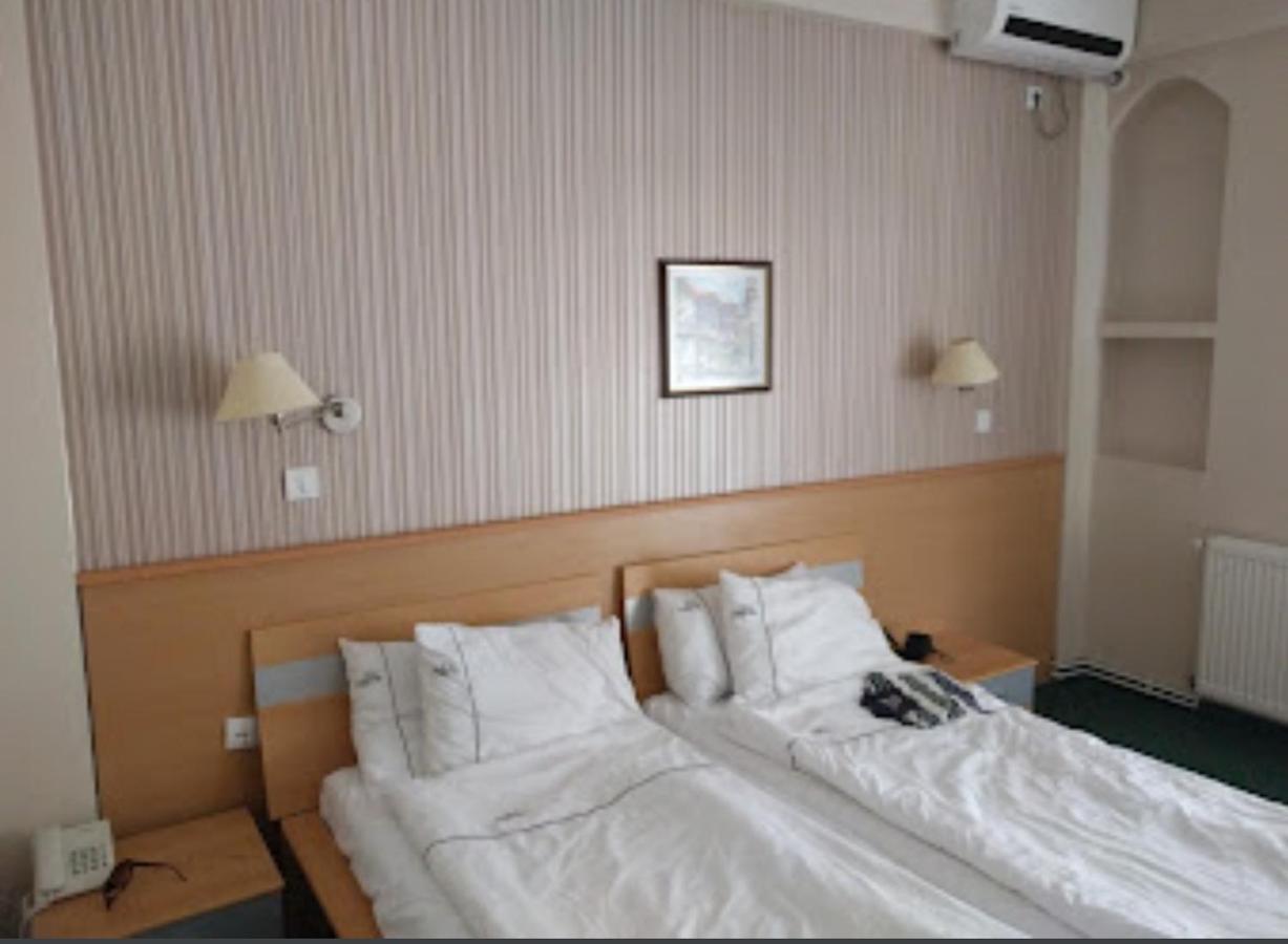 Hotel Bluebell 오흐리드 외부 사진
